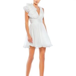 Mac Duggal Ruffle Shoulder Empire Waist Deep-V Dress size 0